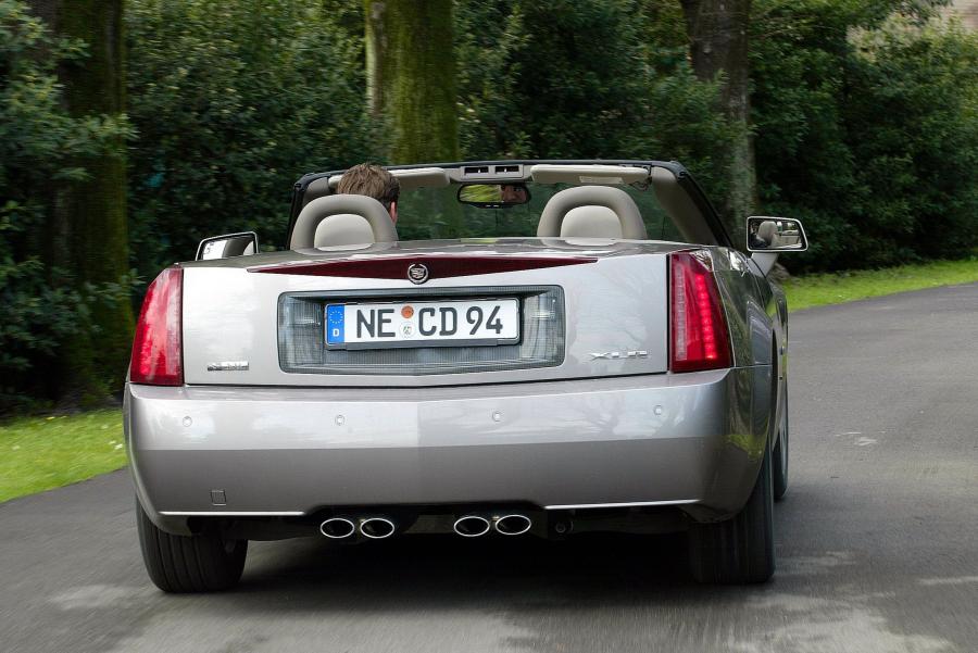  Cadillac XLR Roadster 2004 года  (фото 114 из 128)